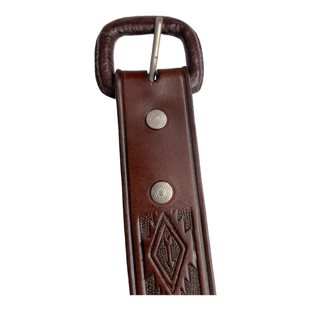 Aztec Embossed Oil
Tan Leather Belt
Brown - Cinto de Piel size 38 - Picture 6 of 12